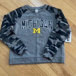 U of M camo sideline super soft crew neck. NWT S